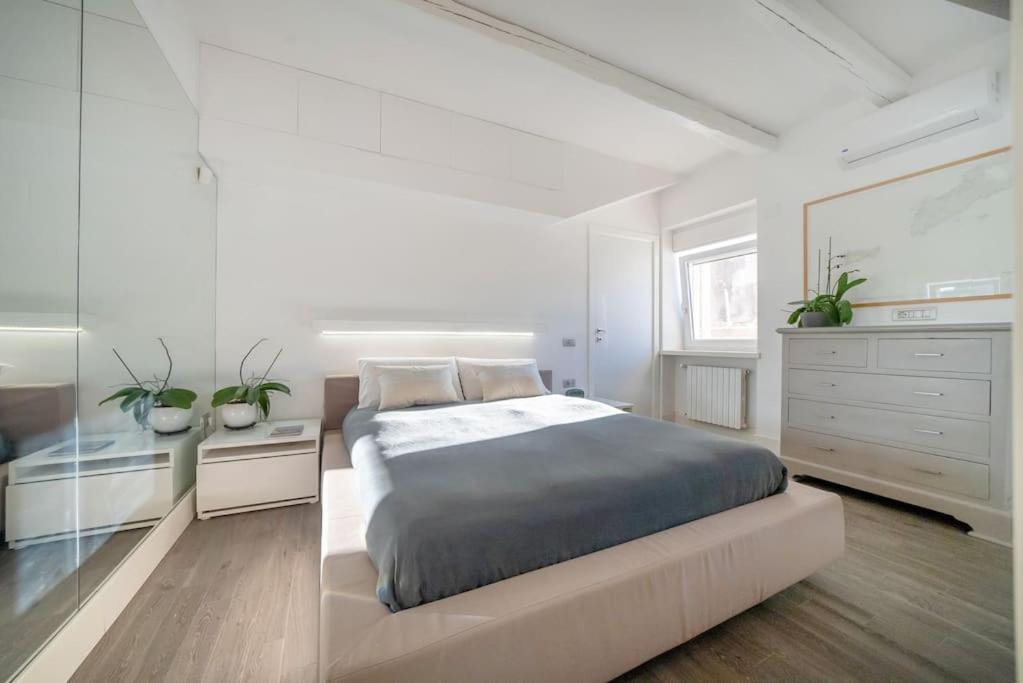 The Attic 'Panorama' Appartement Napels Buitenkant foto